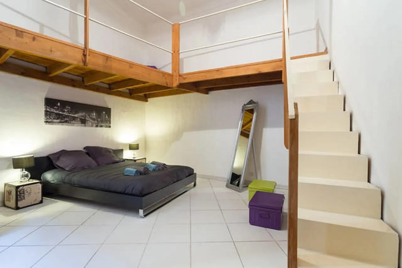 Le Prefecture - Luxueux F3 En Duplex, Ascenseur, Coeur Vieux-Nice Apartment Nice